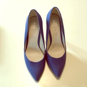 Aldo blue snakeskin heels. New